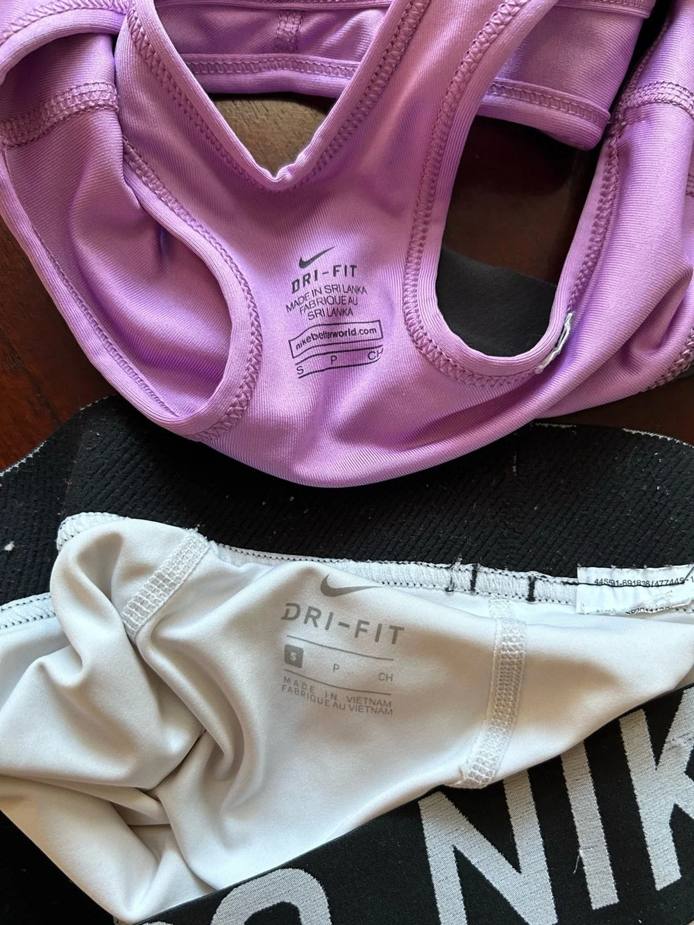 Nike Lilac Sports Bra with White Nike Pro Shorts set size s